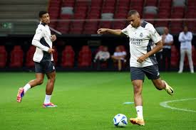 到两队在中 到两队在中